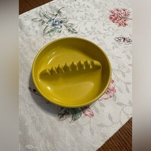 Vintage, yellow ashtray